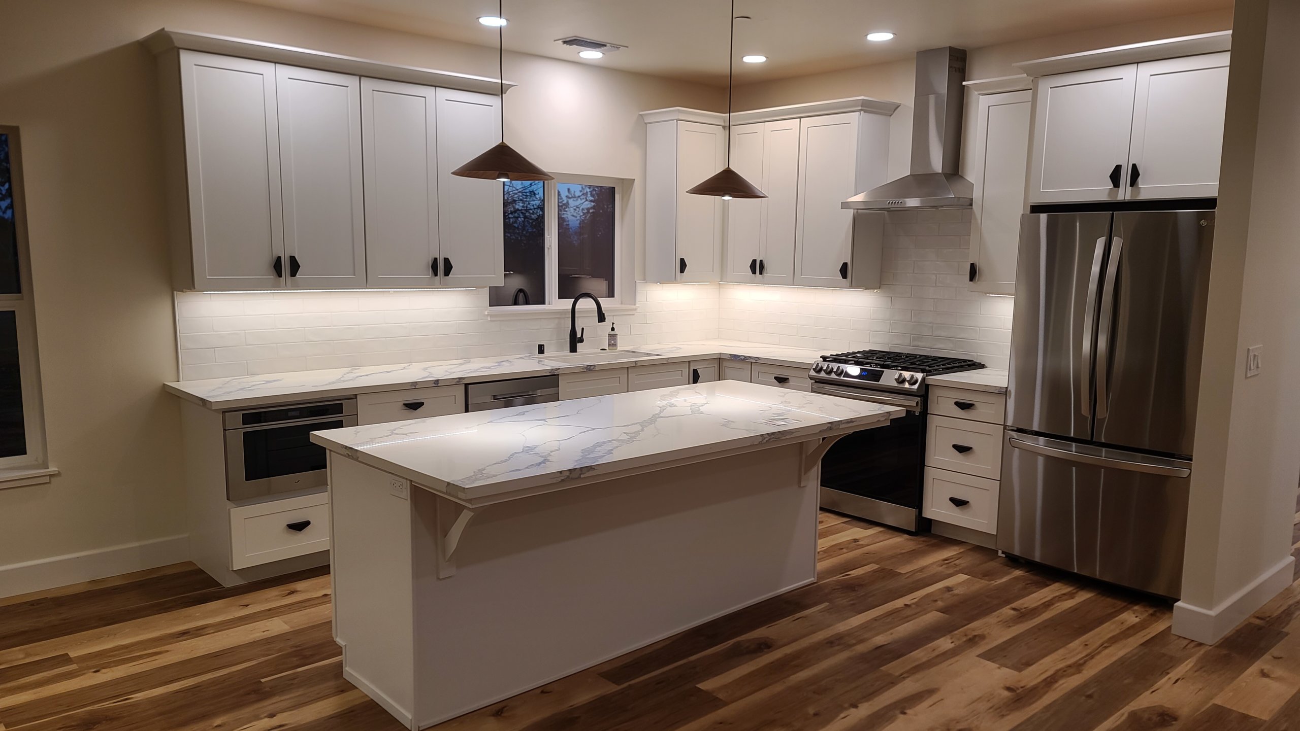 10 Reasons To Invest In A Kitchen Island